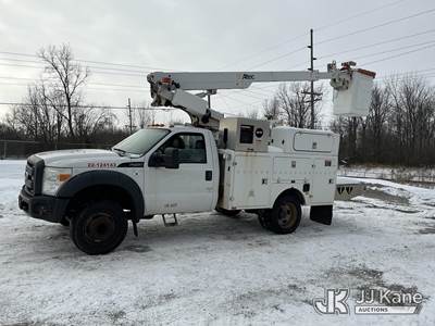 Altec AT200A, 35 ft, Articulating & Telescopic Bucket Truck
