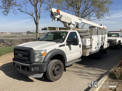 Altec AT200A, 35 ft, Telescopic Bucket Truck