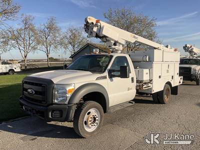 Altec AT200A, 35 ft, Telescopic Bucket Truck