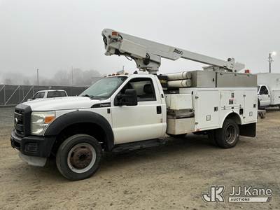 Altec AT200-A, 35 ft, Telescopic Non-Insulated Bucket Truck