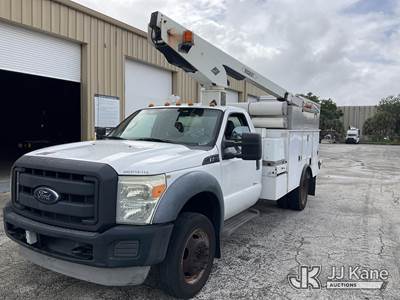 Versalift TEL29N-03, 34 ft, Telescopic Non-Insulated Bucket Truck