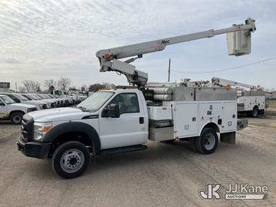 Altec AT200A, 35 ft, Telescopic Non-Insulated Bucket Truck
