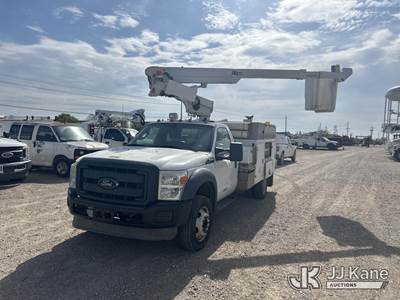 Altec AT200-A, 35 ft, Telescopic Non-Insulated Bucket Truck