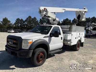 Altec AT200A, 035 ft, Telescopic Non-Insulated Bucket Truck