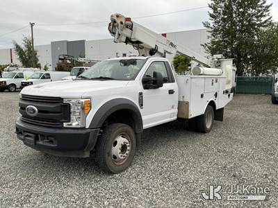 Altec AT200A, 35 ft, Telescopic Non-Insulated Bucket Truck