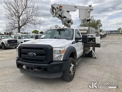 Altec AT200A, Telescopic Non-Insulated Bucket Truck