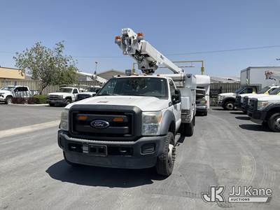 Altec AT200-A, 35 ft, Telescopic Non-Insulated Bucket Truck