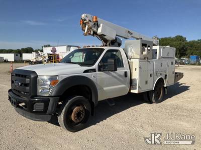 Altec AT200-A, 35 ft, Telescopic Non-Insulated Bucket Truck