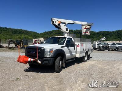 Versalift TEL29N-03, 34 ft, Non-Insulated Bucket Truck
