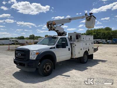 Altec AT200A, 35 ft, Telescopic Bucket Truck