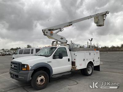 Versalift TEL29N, 34 ft, Telescopic Non-Insulated Bucket Truck