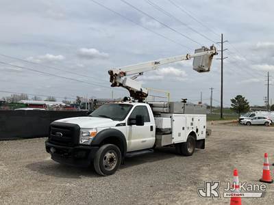 Altec AT200-A, 35 ft, Telescopic Non-Insulated Bucket Truck