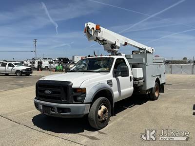 Altec AT200-A, 35 ft, Telescopic Non-Insulated Bucket Truck