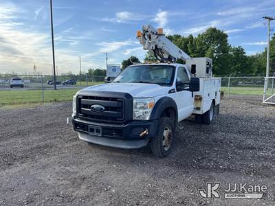 Altec AT200A, 35 ft, Telescopic Non-Insulated Bucket Truck