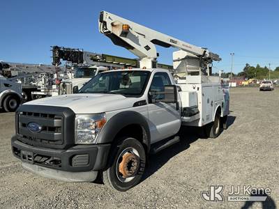 Versalift TEL29N, 34 ft, Telescopic Non-Insulated Bucket Truck