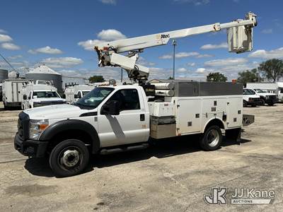 Altec AT200A, 35 ft, Telescopic Non-Insulated Bucket Truck