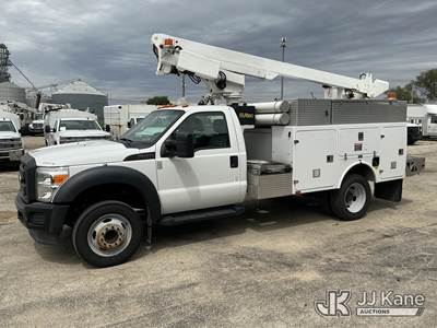 Altec AT200A, 35 ft, Telescopic Non-Insulated Bucket Truck