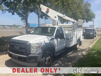 Versalift TEL29N-03, 34 ft, Telescopic Bucket Truck