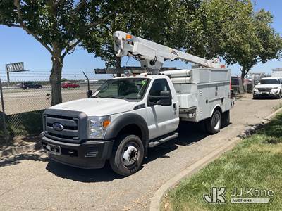 Altec AT200-A, 35 ft, Telescopic Bucket Truck