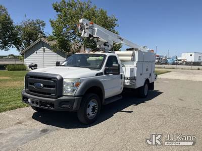 Altec AT200-A, 35 ft, Telescopic Non-Insulated Bucket Truck