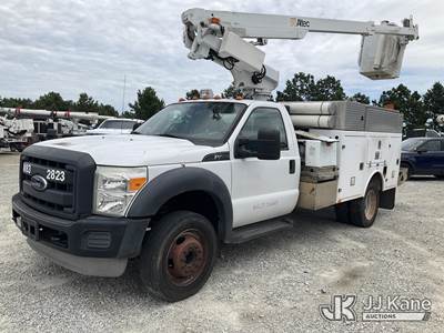 Altec AT200A, 35 ft, Telescopic Non-Insulated Bucket Truck