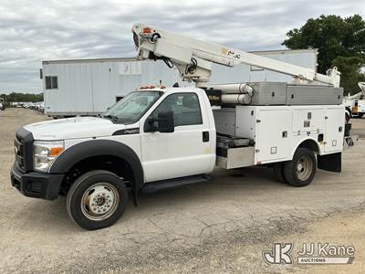 Altec AT200A, 35 ft, Telescopic Non-Insulated Bucket Truck