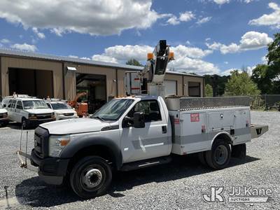 Versalift TEL29N-03, 34 ft, Non-Insulated Bucket Truck