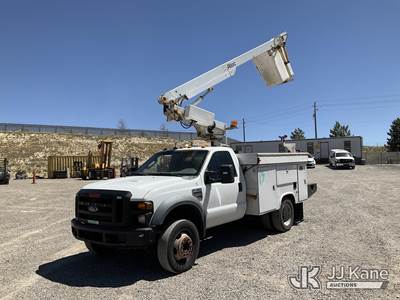 Altec AT200-A, 35 ft, Telescopic Non-Insulated Bucket Truck
