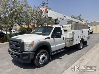 Altec AT200A, 35 ft, Telescopic Non-Insulated Bucket Truck