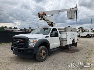 Altec AT200-A, 35 ft, Telescopic Non-Insulated Bucket Truck