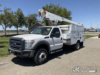 Altec AT200A, 35 ft, Telescopic Non-Insulated Bucket Truck
