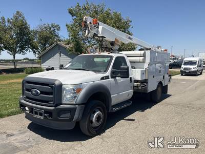 Altec AT200-A, 35 ft, Telescopic Non-Insulated Bucket Truck