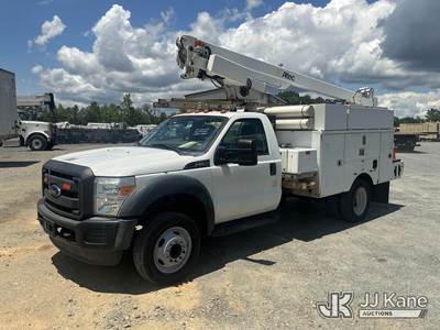 Altec AT200-A, 35 ft, Telescopic Non-Insulated Bucket Truck