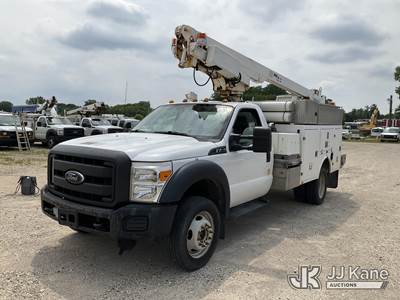 Altec AT200-A, 35 ft, Telescopic Non-Insulated Bucket Truck