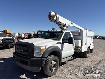 Altec AT200A, 35 ft, Telescopic Non-Insulated Bucket Truck