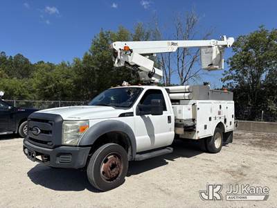 Altec AT200, 35 ft, Telescopic Non-Insulated Bucket Truck