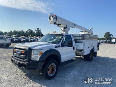 Altec AT200-A, 35 ft, Telescopic Bucket Truck