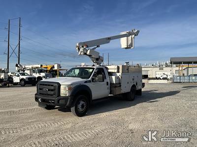 Altec AT200A, 35 ft, Telescopic Non-Insulated Bucket Truck