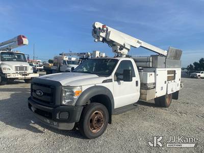Altec AT200A, 36 ft, Telescopic Non-Insulated Bucket Truck