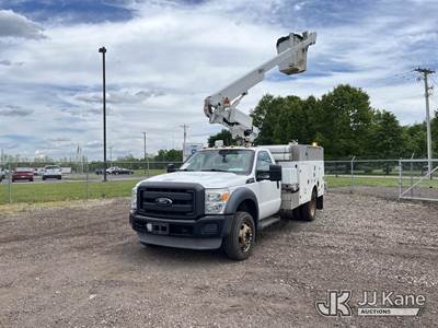 Altec AT200A, 35 ft, Telescopic Non-Insulated Bucket Truck