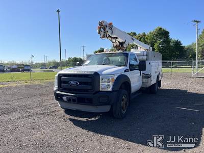 Altec AT200A, 35 ft, Telescopic Bucket Truck