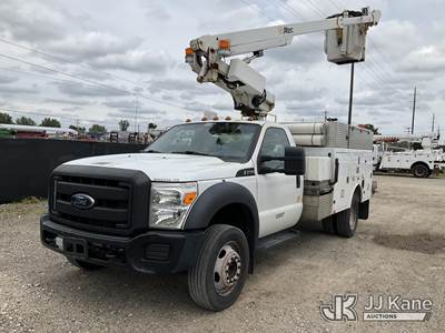 Altec AT200A, 35 ft, Telescopic Non-Insulated Bucket Truck