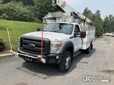Versalift TEL29NE03, 34 ft, Telescopic Non-Insulated Bucket Truck