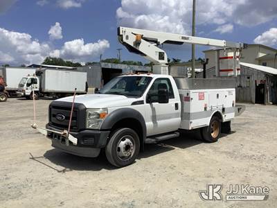 Versalift TEL29N-03, 34 ft, Non-Insulated Bucket Truck