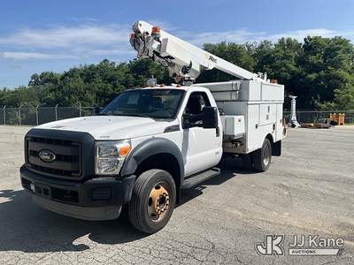 Altec AT200A, 35 ft, Telescopic Non-Insulated Bucket Truck