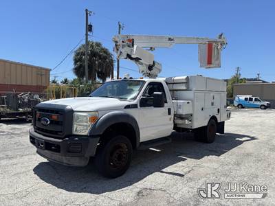 Altec AT200A, 35 ft, Telescopic Non-Insulated Bucket Truck