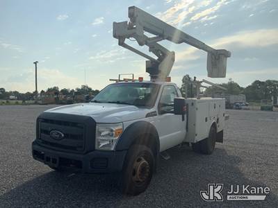 Versalift SST37NE01, 41 ft, Articulating & Telescopic Non-Insulated Bucket Truck