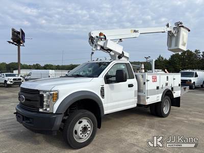 Altec AT200-A, 35 ft, Telescopic Non-Insulated Bucket Truck