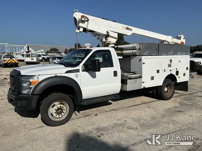 Altec AT200A, 35 ft, Telescopic Non-Insulated Bucket Truck