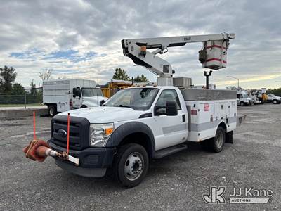 Versalift TEL29N02, 34 ft, Telescopic Non-Insulated Bucket Truck